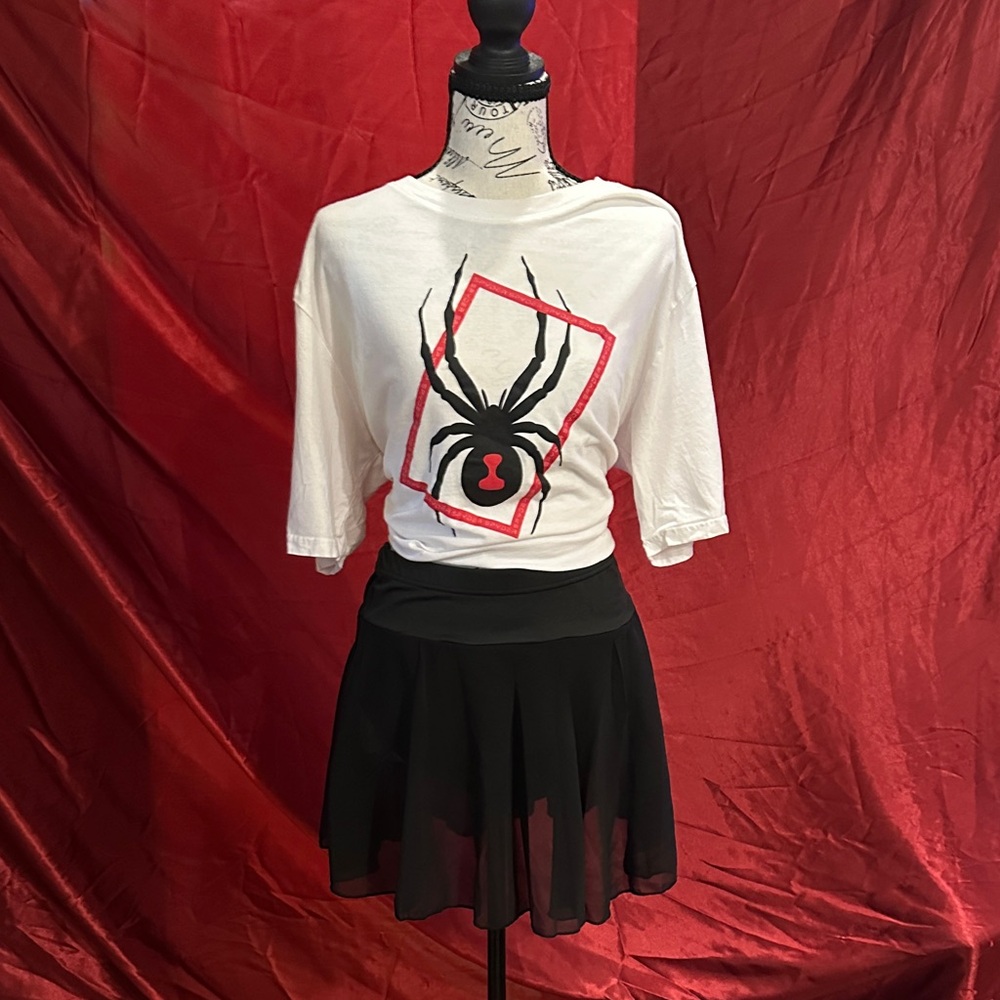 Spyder T-Shirt With a Black Skirt/Bikini bottom